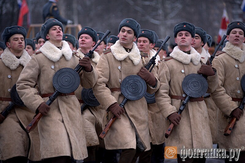 Фото парада 2014-го года
